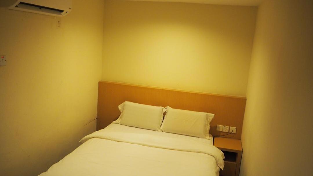 906 Hotel Melaka Raya Exteriör bild