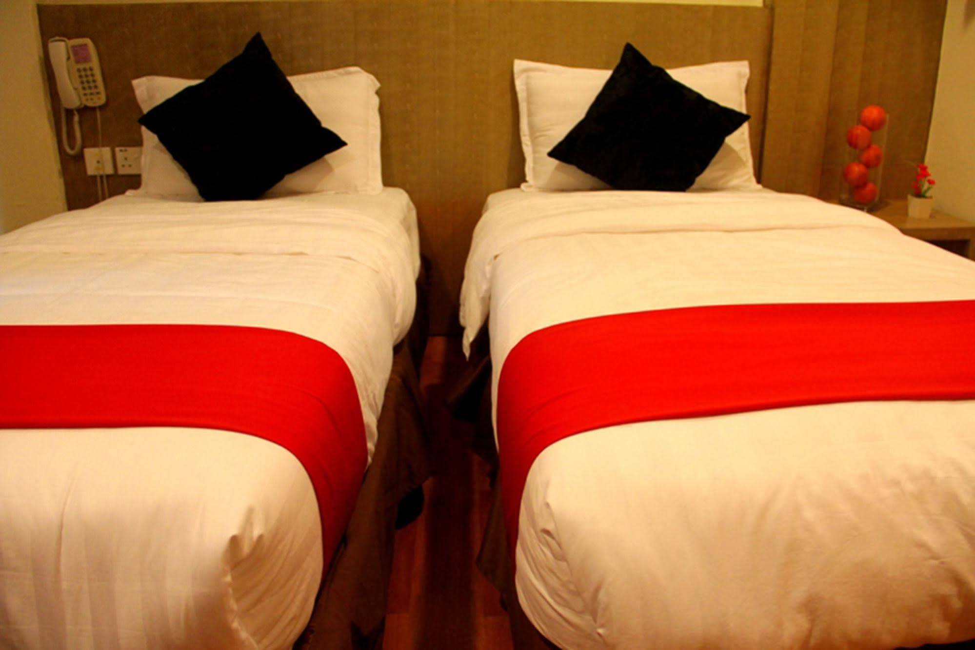 906 Hotel Melaka Raya Exteriör bild