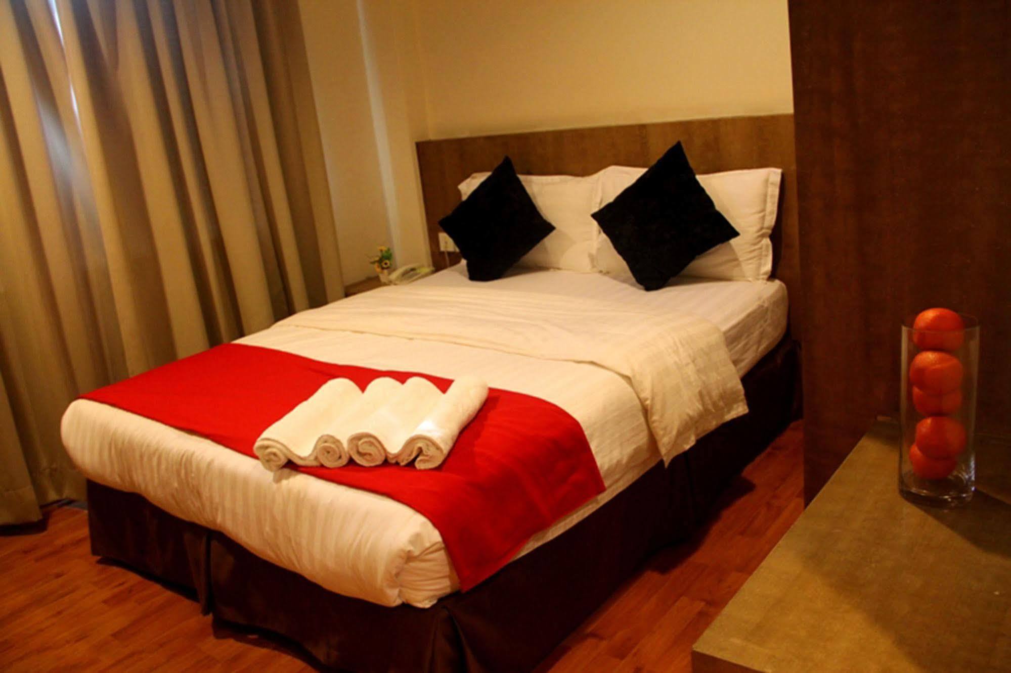 906 Hotel Melaka Raya Exteriör bild