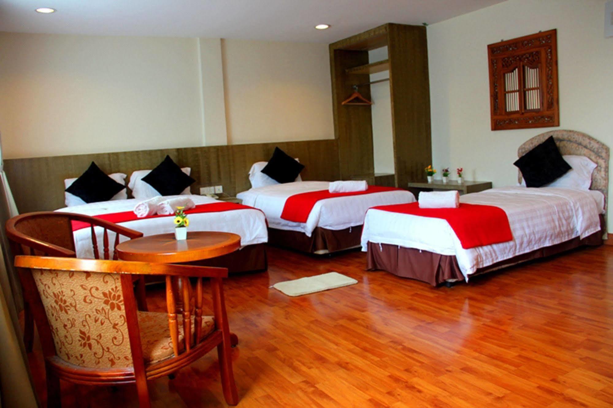906 Hotel Melaka Raya Exteriör bild